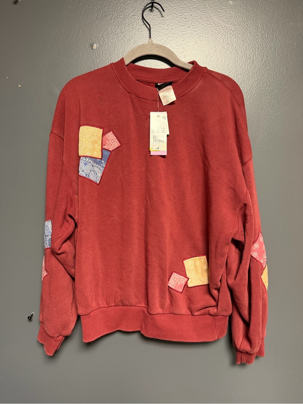 NWT Special Thanks Burgundy Patchwork Bandana Graphic Crewneck Sweatshirt XS